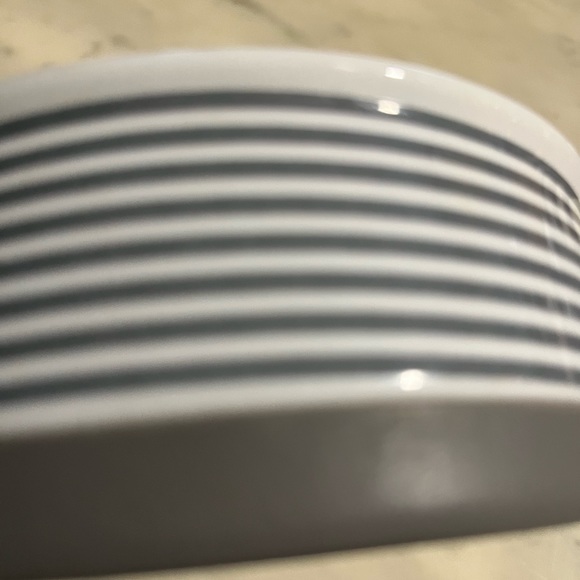 Bone Dry Ceramic Pet Bowl  For Food  or Water With Non-Skid base - Picture 4 of 11